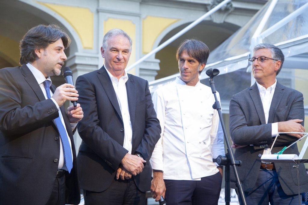 Cena di beneficenza al Pio Albergo Trivulzio con lo chef Davide Oldani - 14 giugno 2018 (41)
